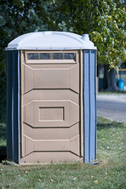 Portable Toilet Options We Offer in Kahoka, MO